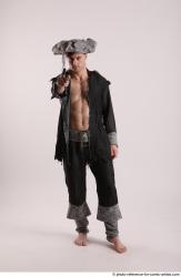  JACK PIRATE STANDING POSE WITH GUN